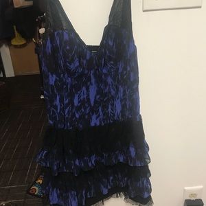 Never worn unique Guess dress blue and black